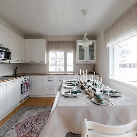 Charming Riverfront Just Minutes From Santa Claus Village Villa *